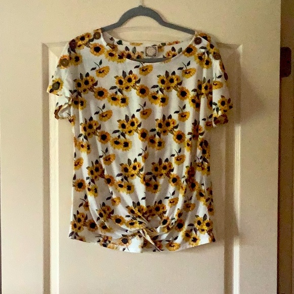 Truseles short sleeve Sunflower twisted top size Med beige yellow green black - Picture 1 of 9